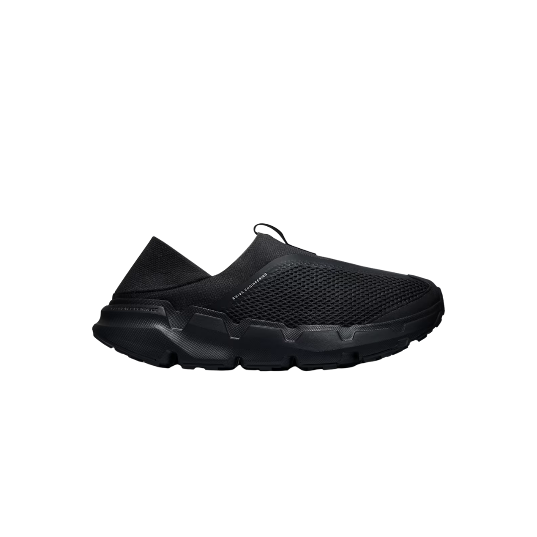 On Running Cloudsoma Moc M in Black with laceless slip-on design and collapsible heel
