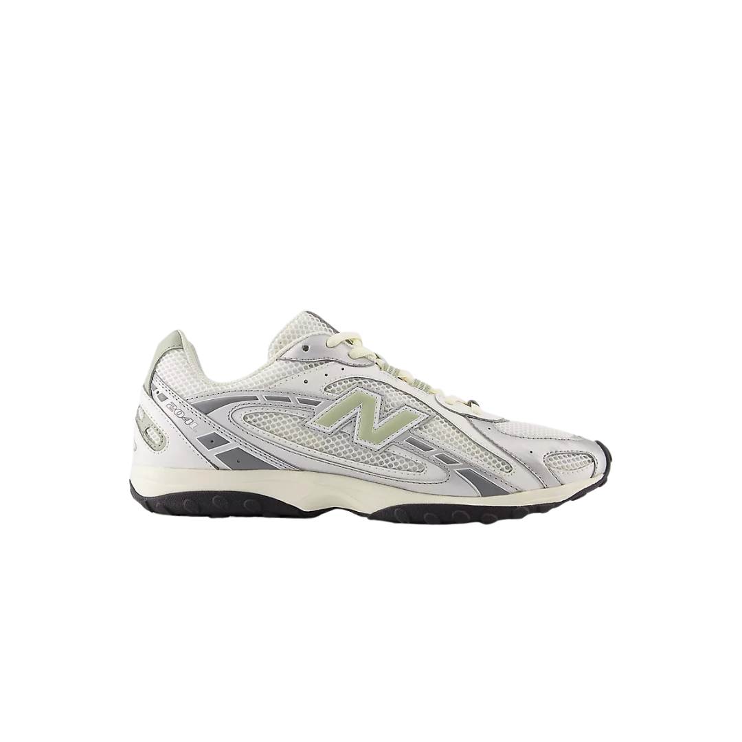 New Balance 204L Silver Metallic Sage Green | COLLECT Barcelona
