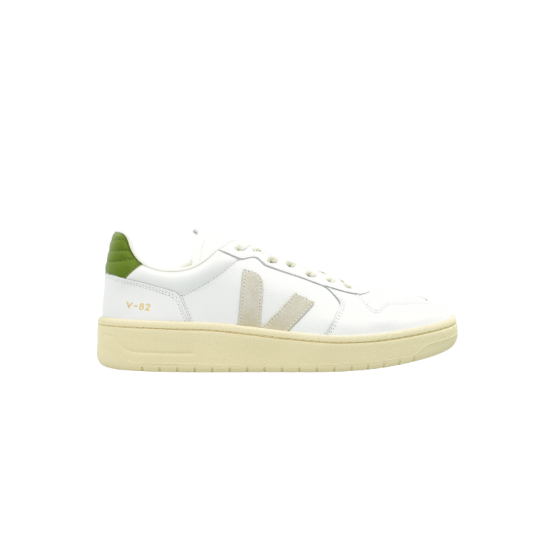 Veja V-82 II White | Pierre Kiwi – image 1 | COLLECT Barcelona