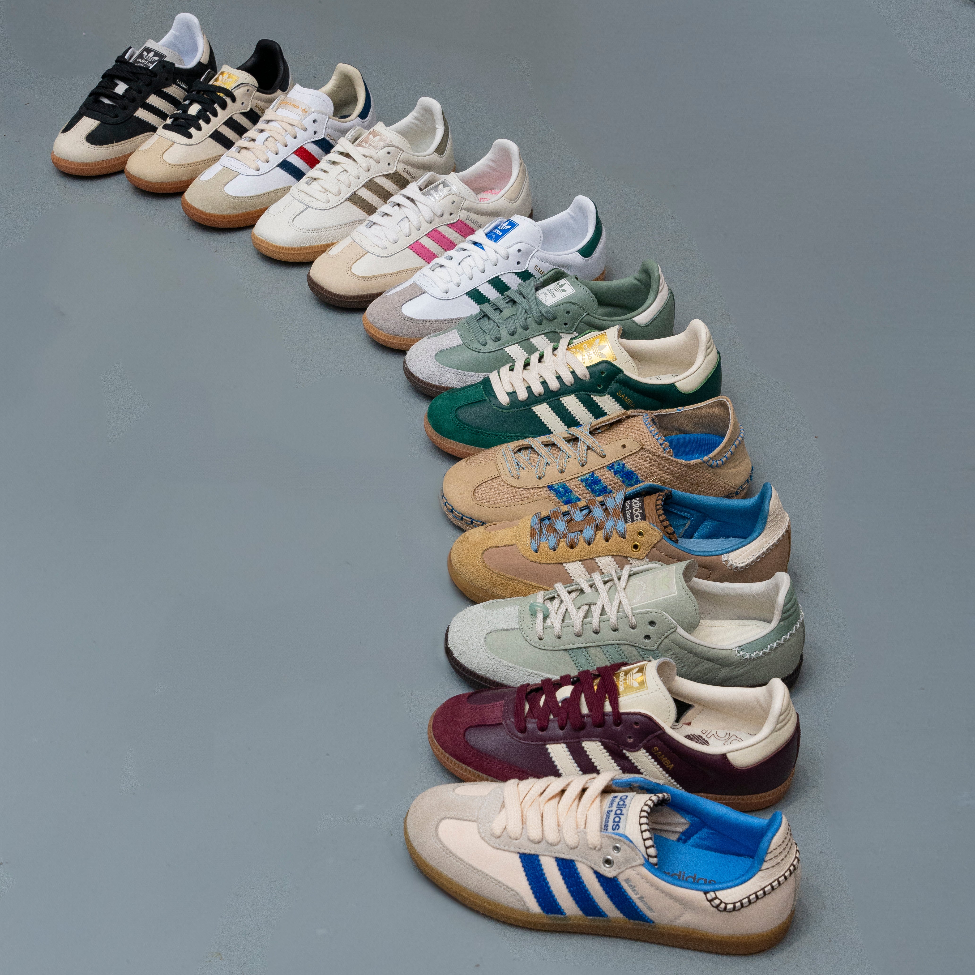 Adidas Samba Nylon Wales Bonner Wonder Clay Royal
Adidas Samba OG Maroon Gold Metallic
Adidas Samba Nylon Wales Bonner Desert White
Adidas Gazelle CLOT Linen Khaki
Adidas Samba OG Collegiate Green
adidas Samba OG Lucid Pink
Adidas Samba OG Footwear White Green
Adidas Samba OG Cream White Preloved Brown
Adidas Samba OG Sporty & Rich USA
Adidas Samba OG Cream White Sand Strata
Adidas Samba OG Black Wonder White