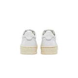 Autry Medalist Low Sneakers In White Leather – view 3