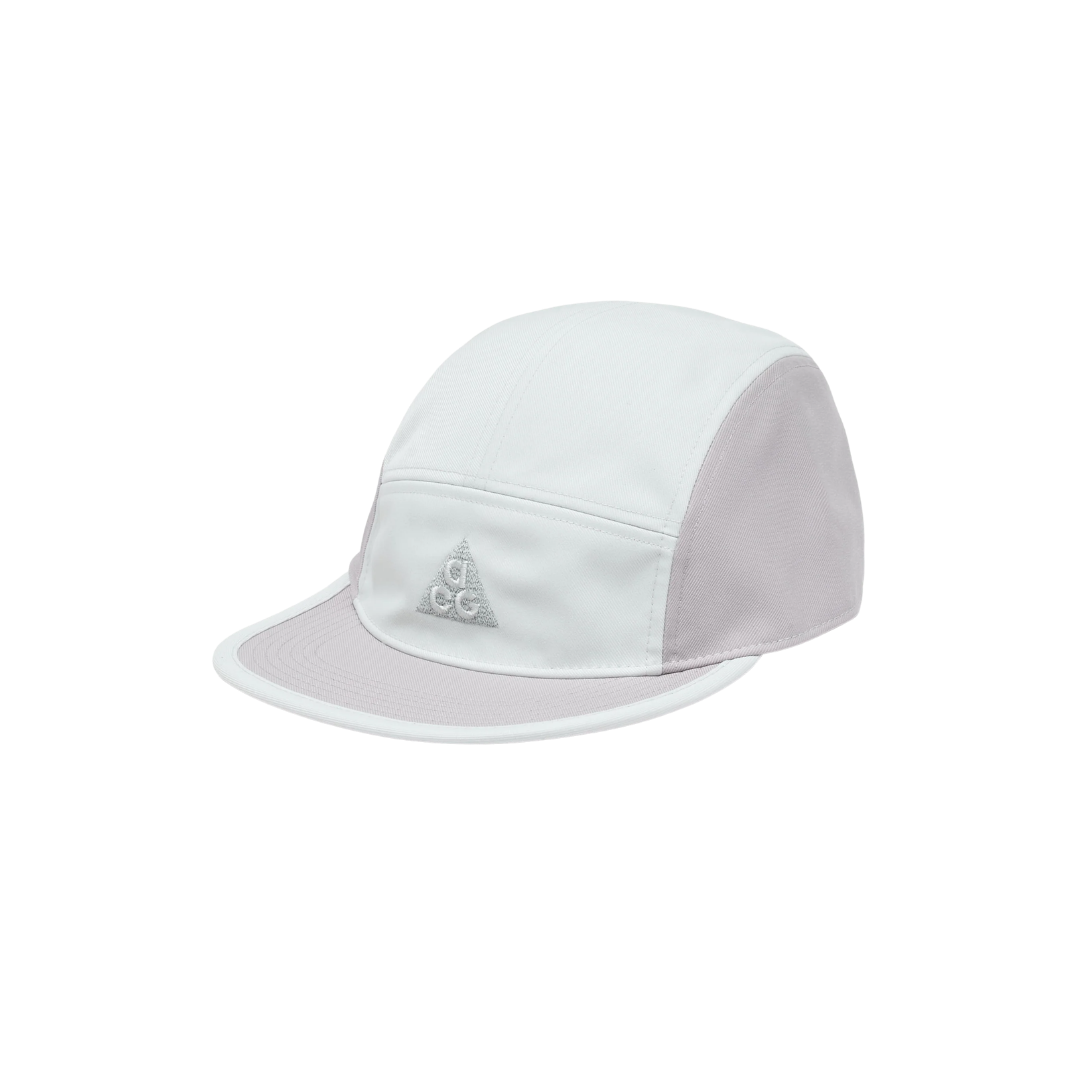 Nike ACG Fly Unisex Cap in Photon Dust with flat visor and adjustable strap