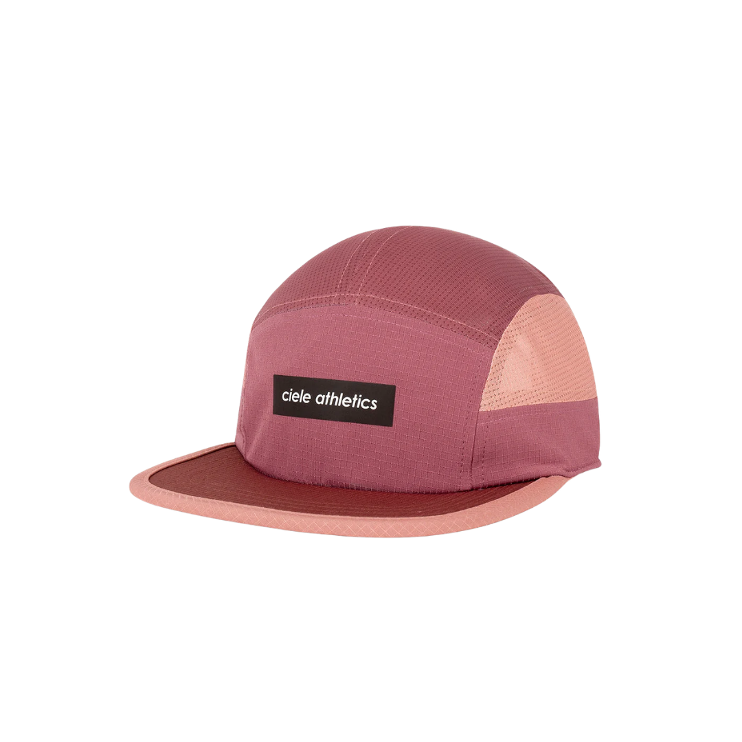 Ciele GOCap Field IconicBar in Penny Rose Dawn with reflective logo and SOFTflat brim