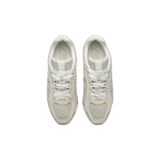 New Balance 204L – Sea Salt with Linen