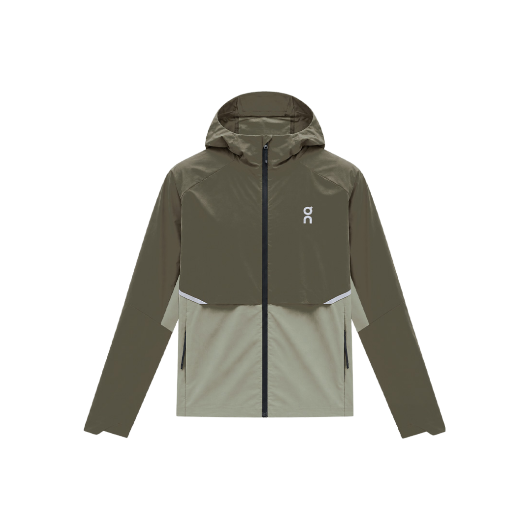 On Running Core Jacket M in Bark and Vetiver for running and everyday wear