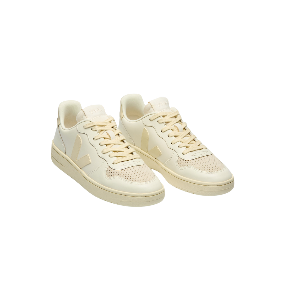 Veja V-10 Leather Pure Calcaire – image 2