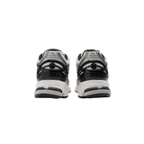 New Balance 1906R – Silver Metallic White Sea Salt