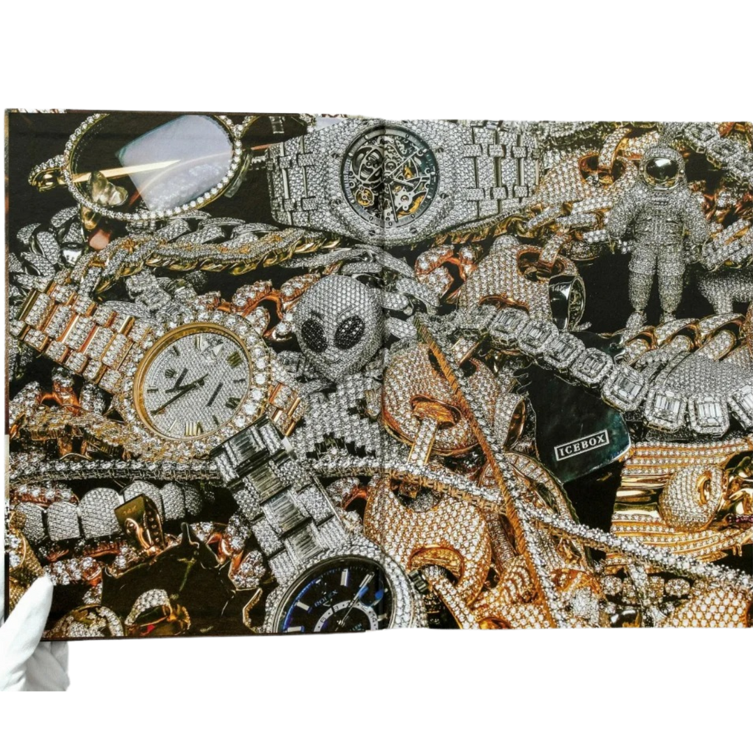 TASCHEN Ice Cold. A Hip-Hop Jewelry History book – view 3