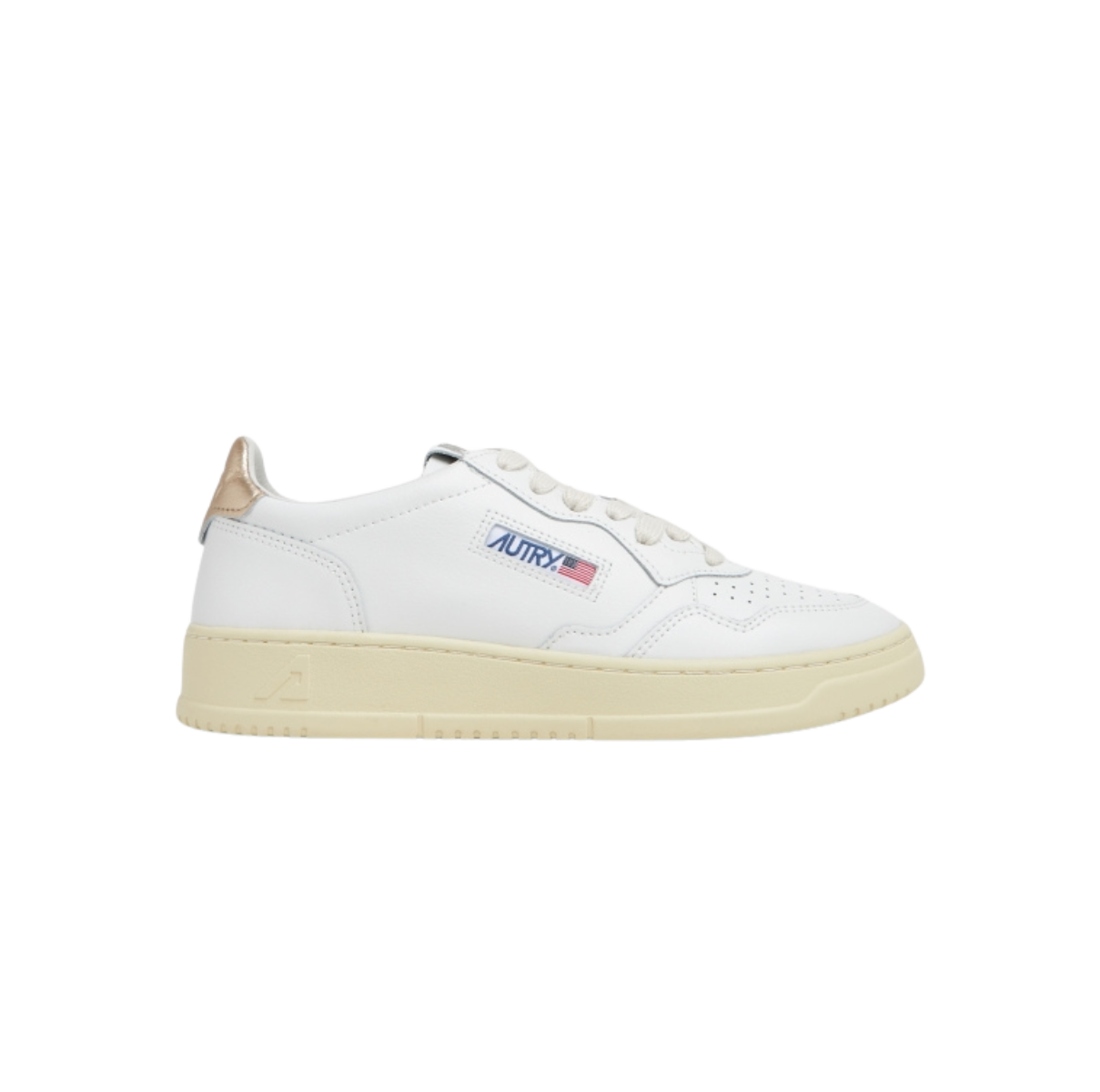 Autry Medalist Low Sneakers White Gold Leather – low-top unisex sneakers featuring premium white leather upper with gold leather accents, perforated detailing for breathability, cushioned insole for all-day comfort, durable rubber outsole, classic retro design ideal for casual wear and street style