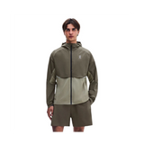 On Running Core Jacket M in Bark and Vetiver for running and everyday wear