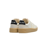 Veja V-82 Leather - Pure Calcaire Black