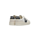 VEJA V-90 O.T. Leather – White/Black