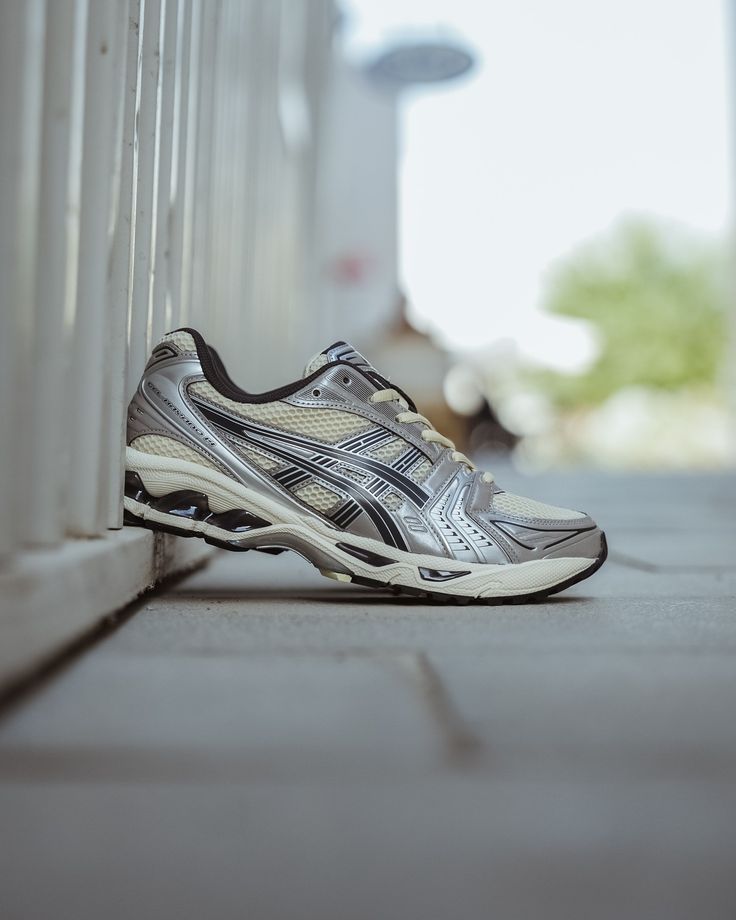 Onitsuka Tiger Tokuten White Black Gold – COLLECT