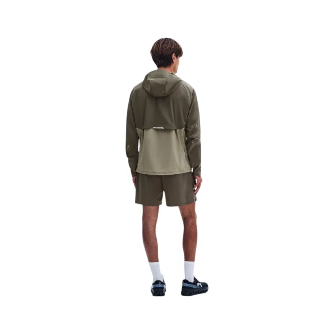On Running Core Jacket M in Bark and Vetiver for running and everyday wear