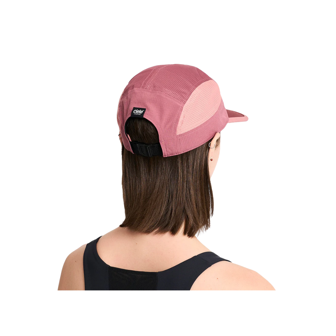 Ciele GOCap Field IconicBar in Penny Rose Dawn with reflective logo and SOFTflat brim
