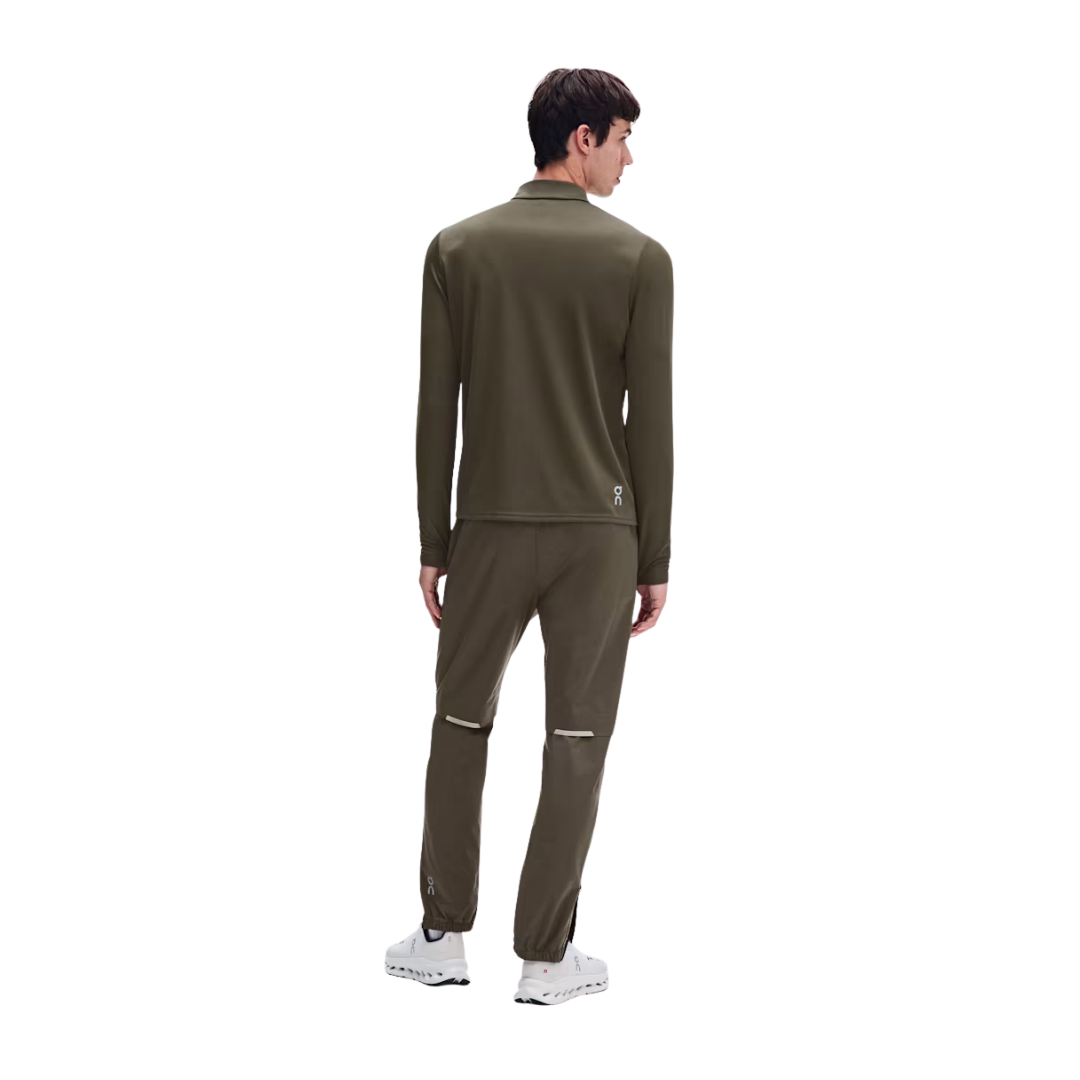 On Running Core Pants M in Bark with stretch fabric and side zip hems