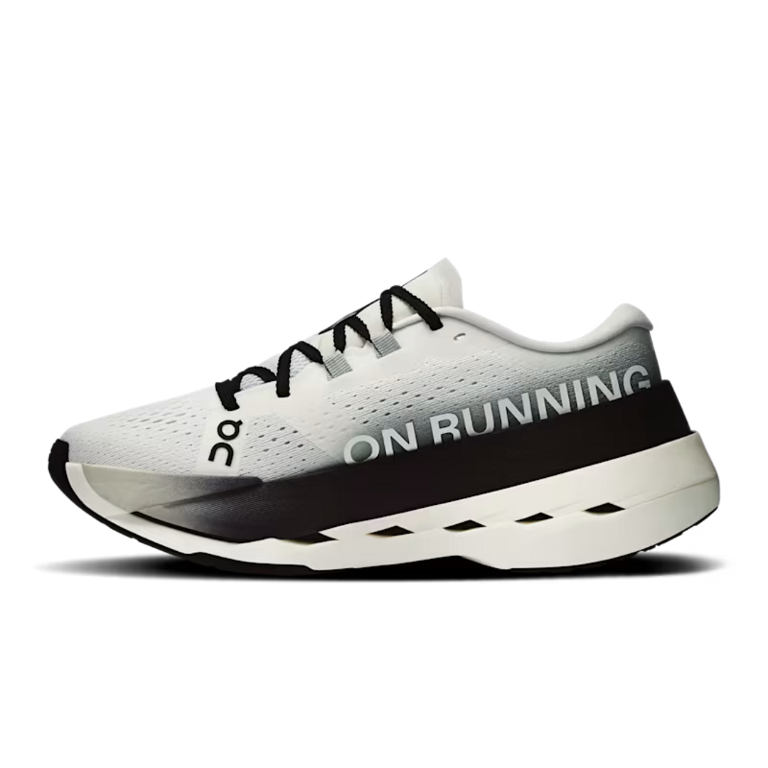 On Cloudboom Max W White / Black running shoes – view 4