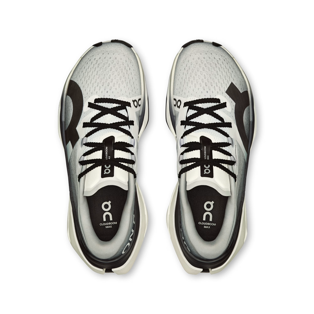 On Cloudboom Max W White / Black running shoes – view 3