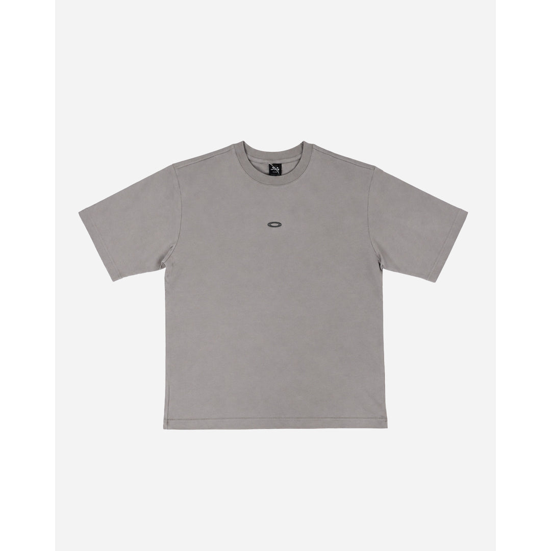 OAKLEY METAL RISE TEE CEMENT – image 1 | COLLECT Barcelona
