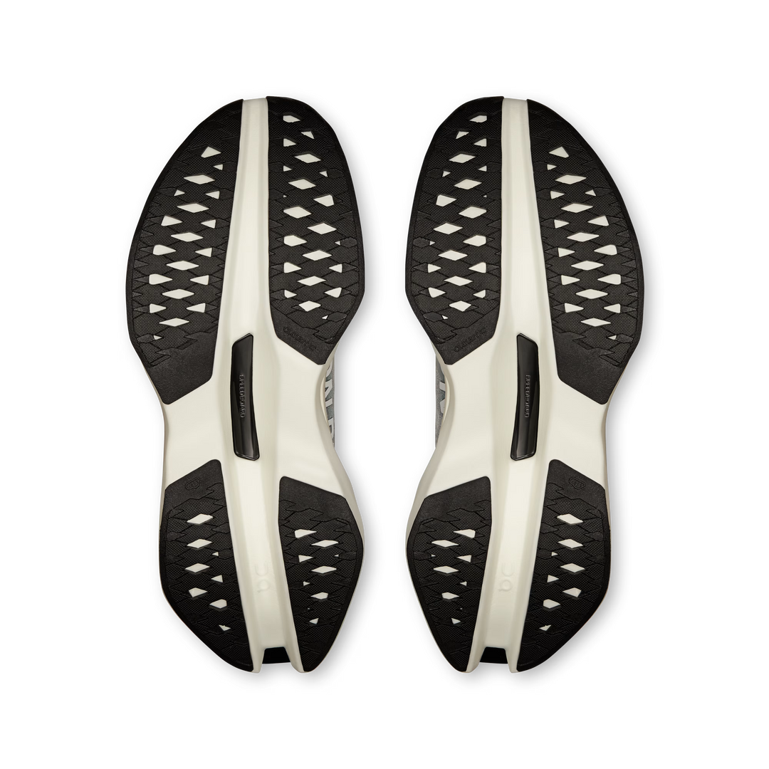On Cloudboom Max W White / Black running shoes – view 6