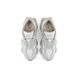 New Balance 9060 Driftwood / Sea Salt sneakers – view 3