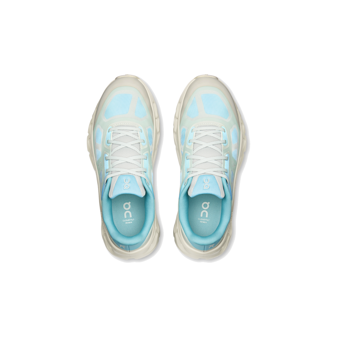 On Cloudtilt Remix Women Glacier / Wash – top view