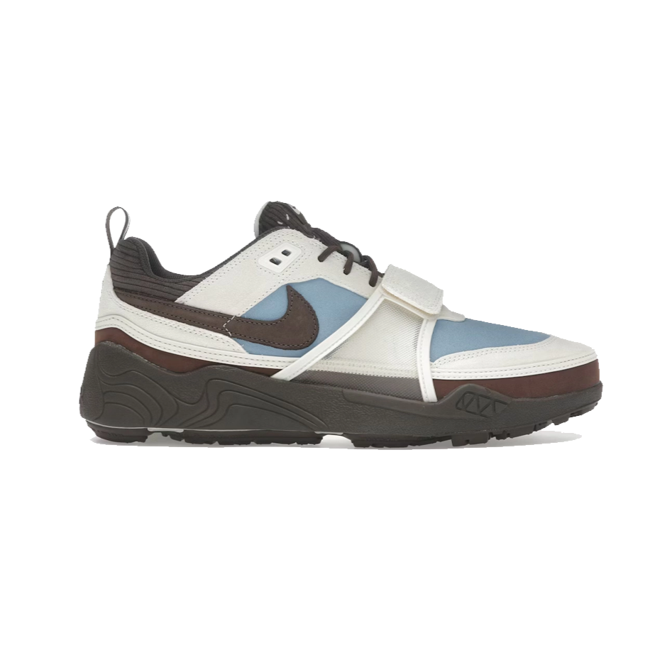 Nike Zoom Field Jaxx Travis Scott Leche Blue – exclusive Nike trail running sneakers, Travis Scott collaboration, light blue and white colorway, rugged streetwear design with vintage outdoor style
